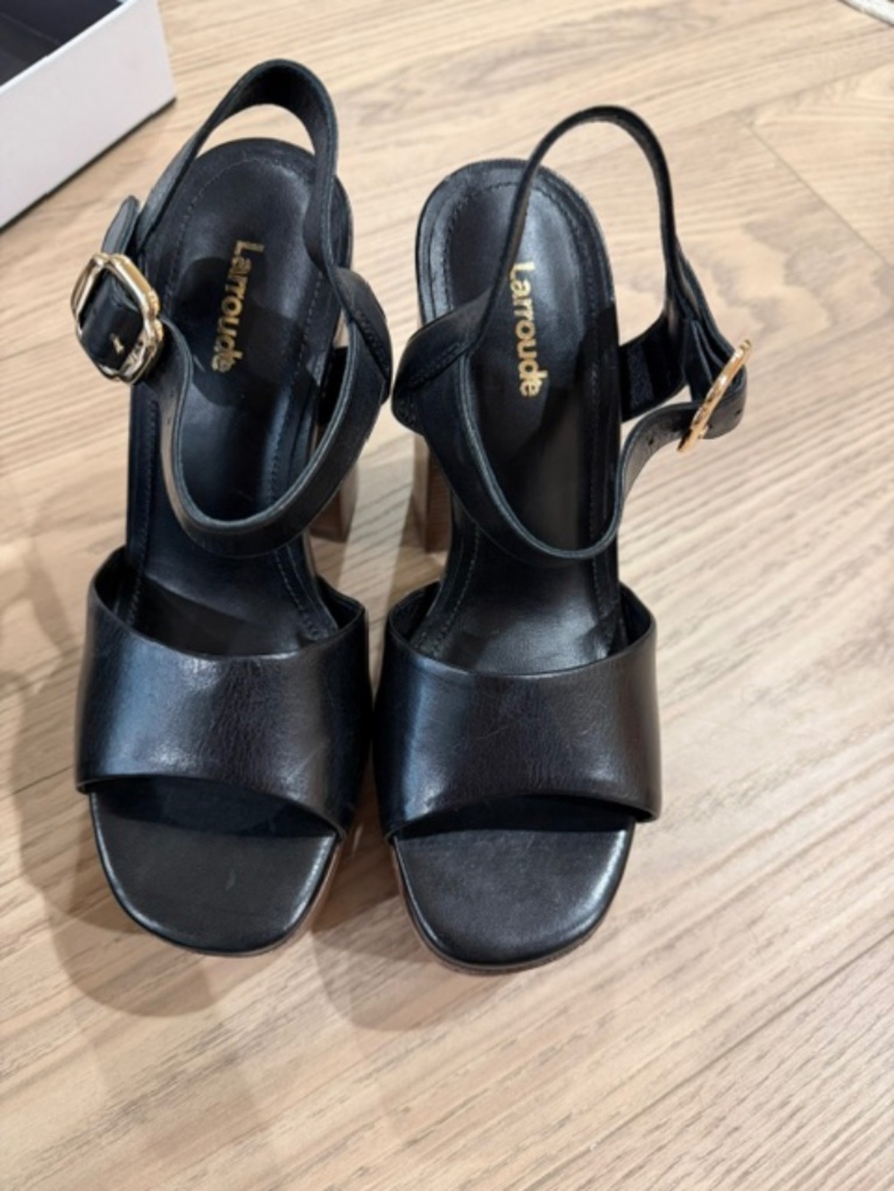 Larroude Vanessa Black Leather Platform Heels Size 7 NEW
